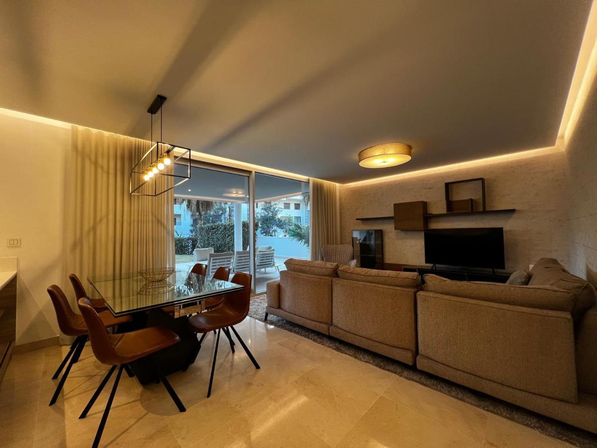 Apartamento Royal Banus Marbella Exterior foto