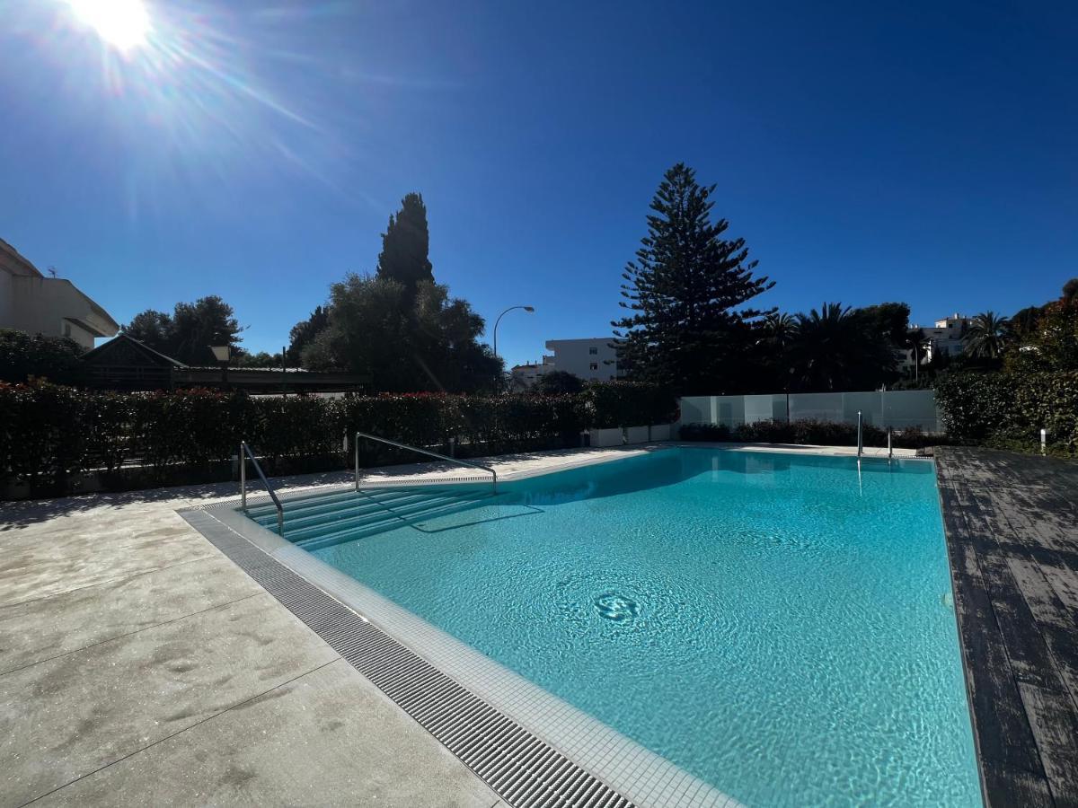 Apartamento Royal Banus Marbella Exterior foto